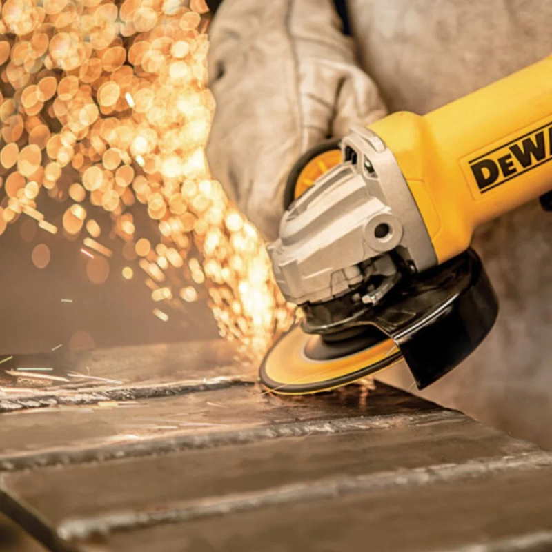 KIT DEWALT ORIGINAL: QUEDAN 6 UNIDADES - TALADRO INALÁMBRICO + AMOLADORA DE ALTO IMPACTO + 26 ACCESORIOS + 2 BATERIAS - PROMOCION BLACK FRIDAY